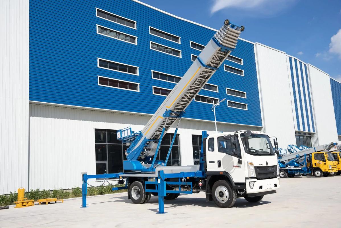 莒南小型云梯车上料车租赁多少钱