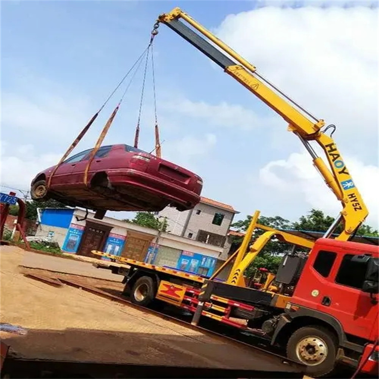 莒南吊车救援小汽车怎么吊