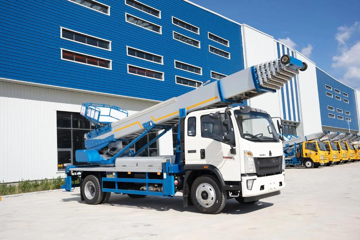 莒南出租云梯车高空作业车 建筑垃圾搬运