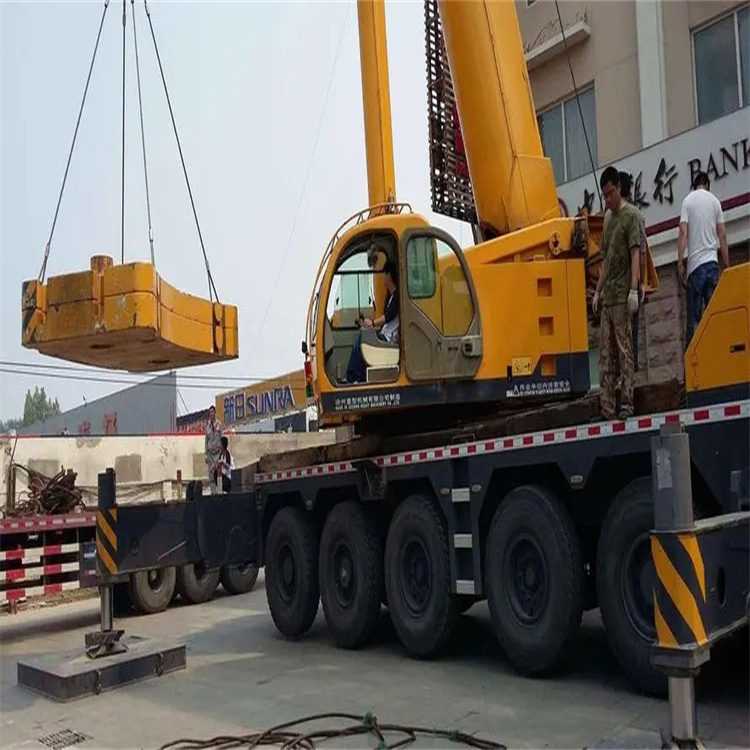 莒南当地吊车出租|机器吊装|75吨|工厂搬迁服务